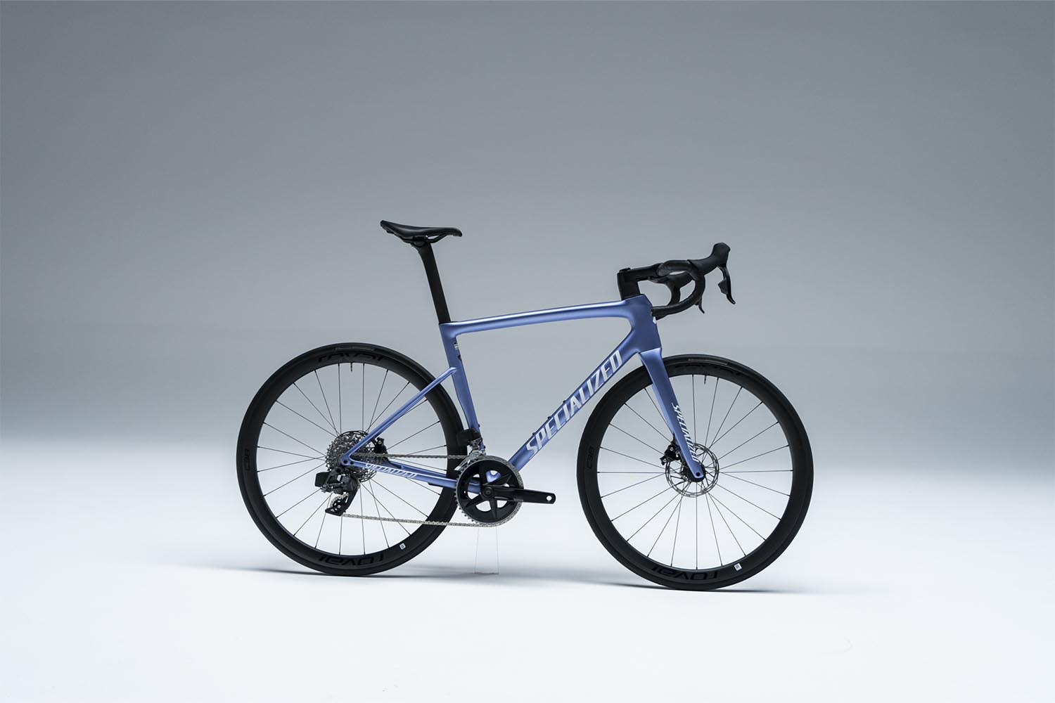 photo de vela specialized tarmac en studio par nicolas jacquemin photographe