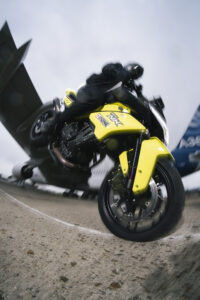 photo romain jeandrot moto shooting iPhone le Bourget marker production Nicolas Jacquemin photographe