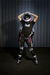 Emily Bondi combinaison course Dafy Moto pilote française shooting photo Hossegor